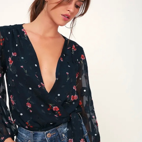 Astr Tops - ASTR The Label Jill Navy Floral/Polka Dot Side Tie Long-Sleeve Bodysuit Sz. L